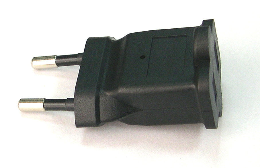 Universal AC Adapter 250V/2.5A (Convert to EU)